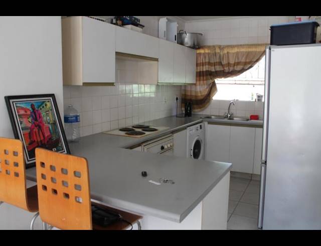 2 BEDROOM TOWNHOUSE FOR SALE IN BRUMA